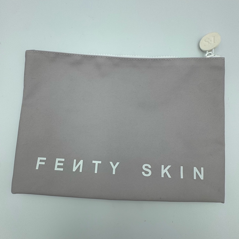 Fenty Skin Makeup‎ Bag Gray Cosmetic Pouch Travel Zip Rihanna